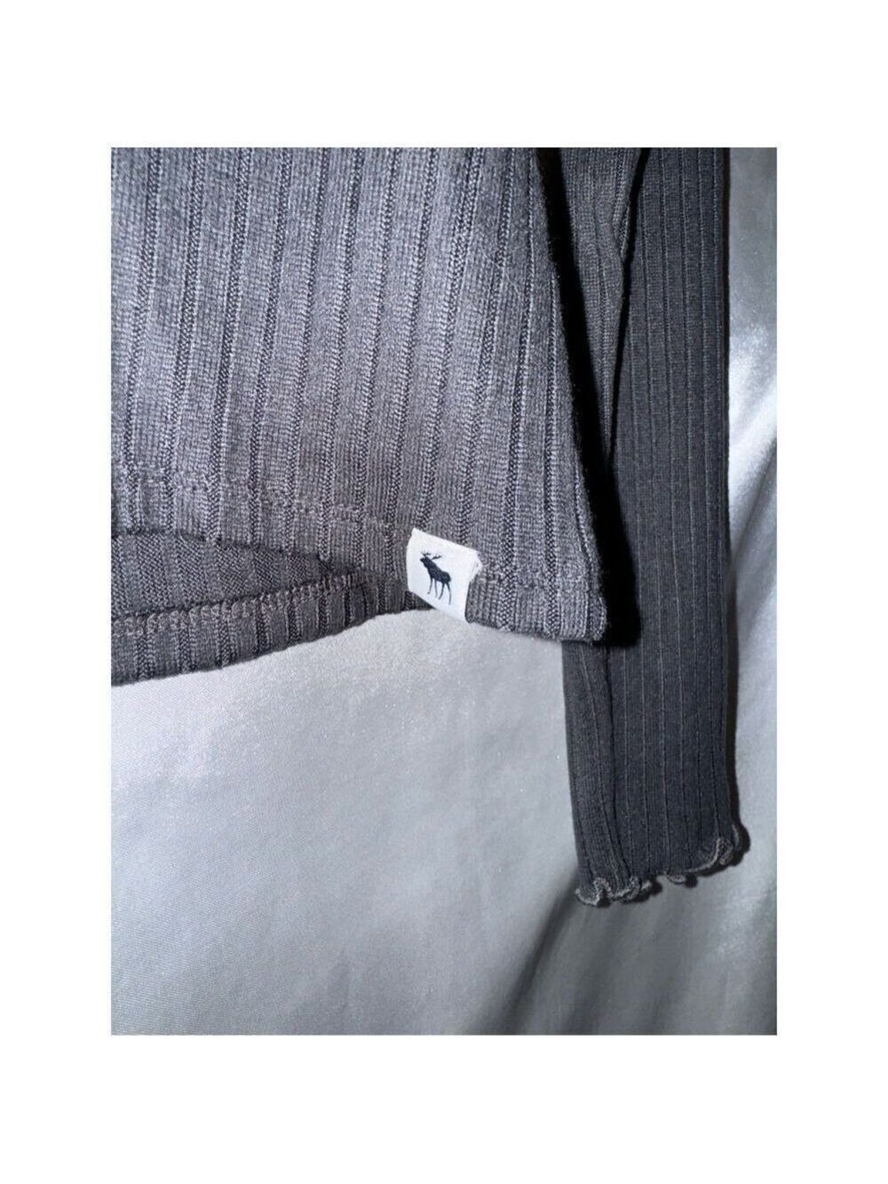 ☔️Abercrombie Kids Mock Neck Long Sleeve Shirt - Picture 4 of 4